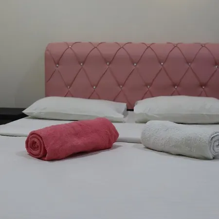 The Explorers Guesthouse And Hostel-3